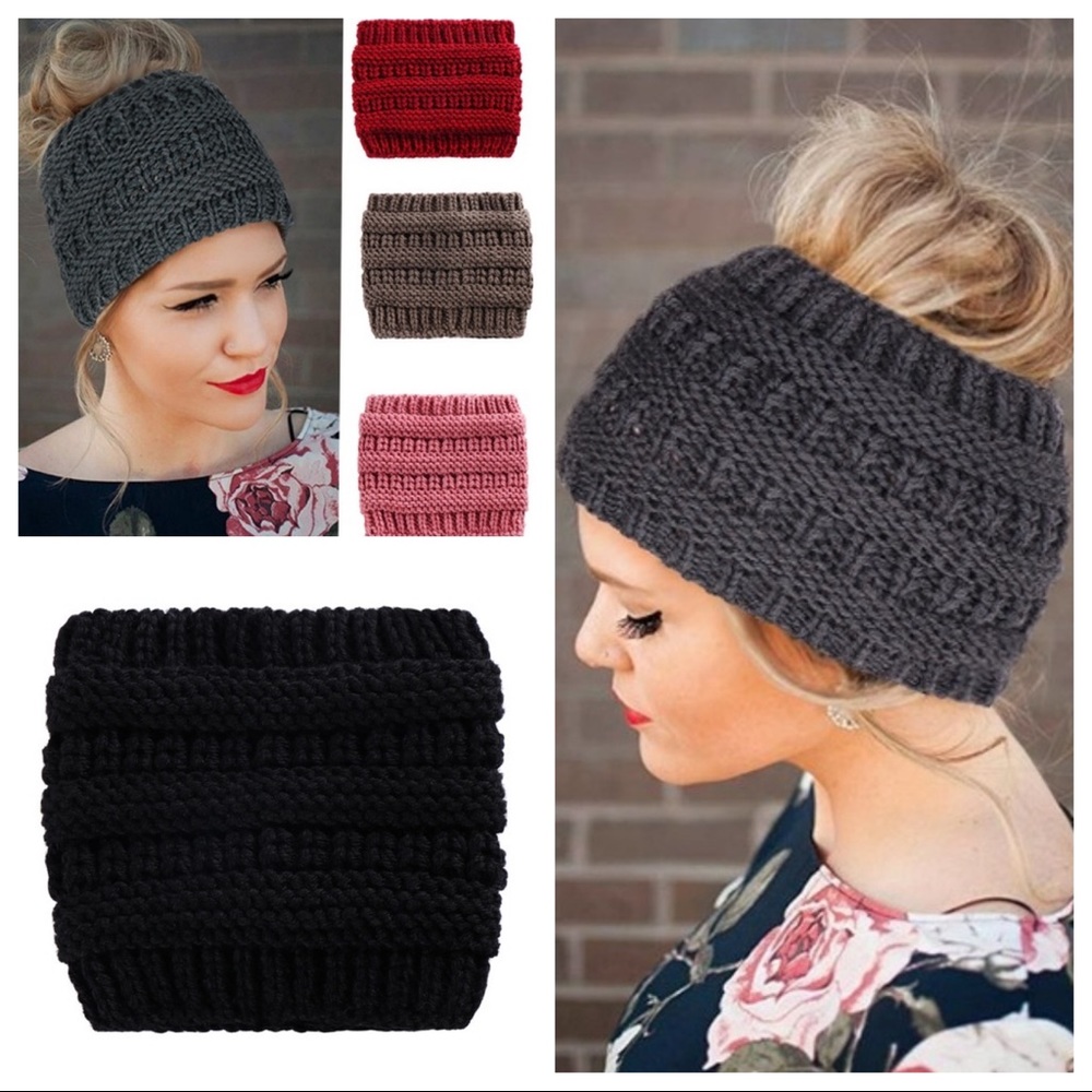 Adorable NWT messy bun hat